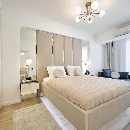 Infinity Everglow Spa&pool Resort-parking Mamaia