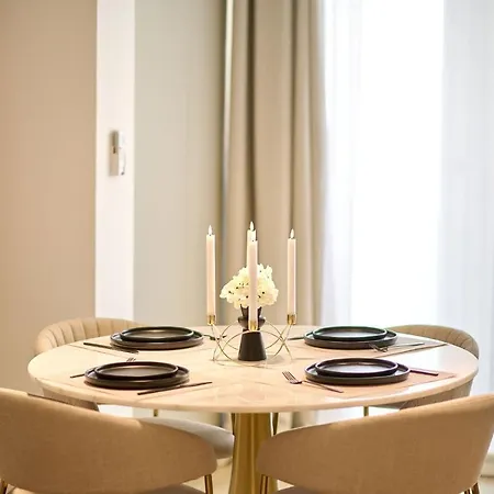 Infinity Everglow Spa&pool Resort-parking *