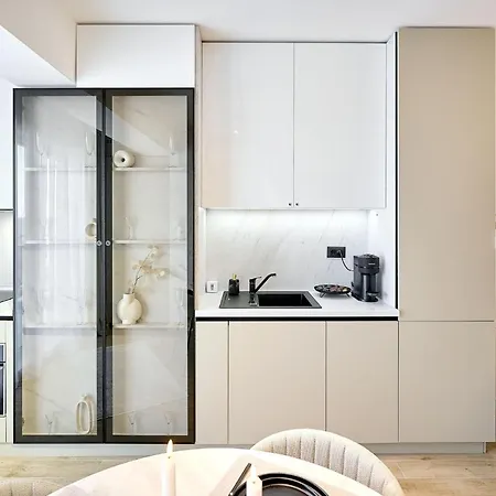 Infinity Everglow Spa&pool Resort-parking Appartement Mamaia